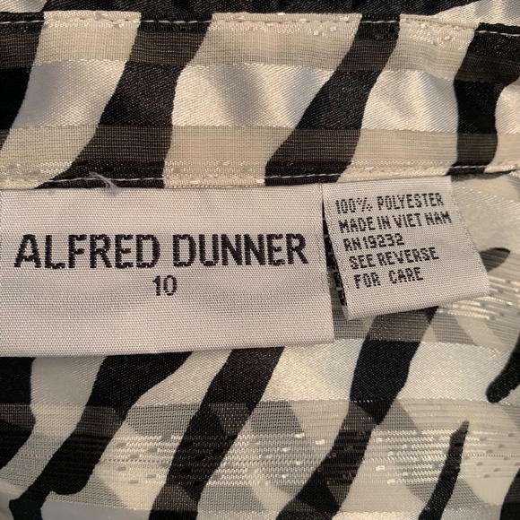 Alfred Dunner Zebra Print Button Down Long Sleeve Blouse - Picture 9 of 10